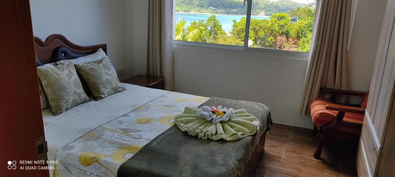 Seychelles Yellow Petals Anse Boileau Ngoại thất bức ảnh